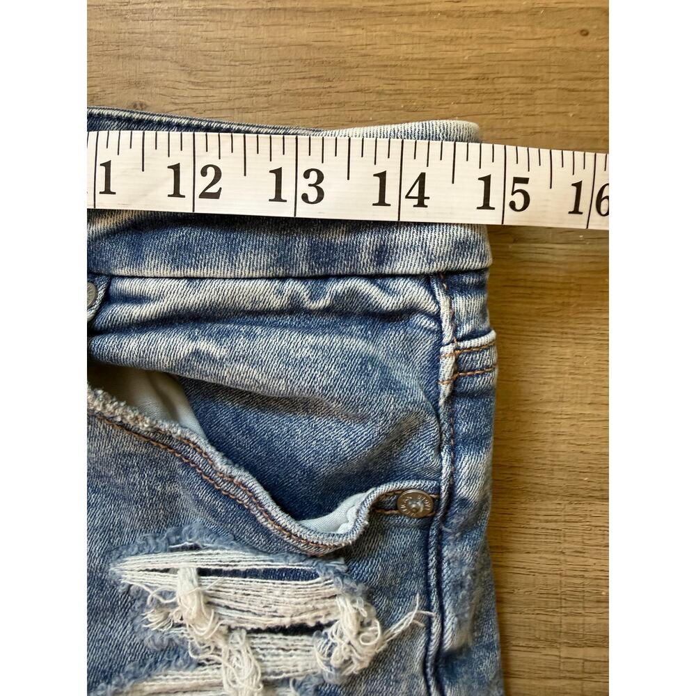 American Eagle Curvy Hi Rise Shortie Denim Shorts Distressed Size 6 - Picture 5 of 7
